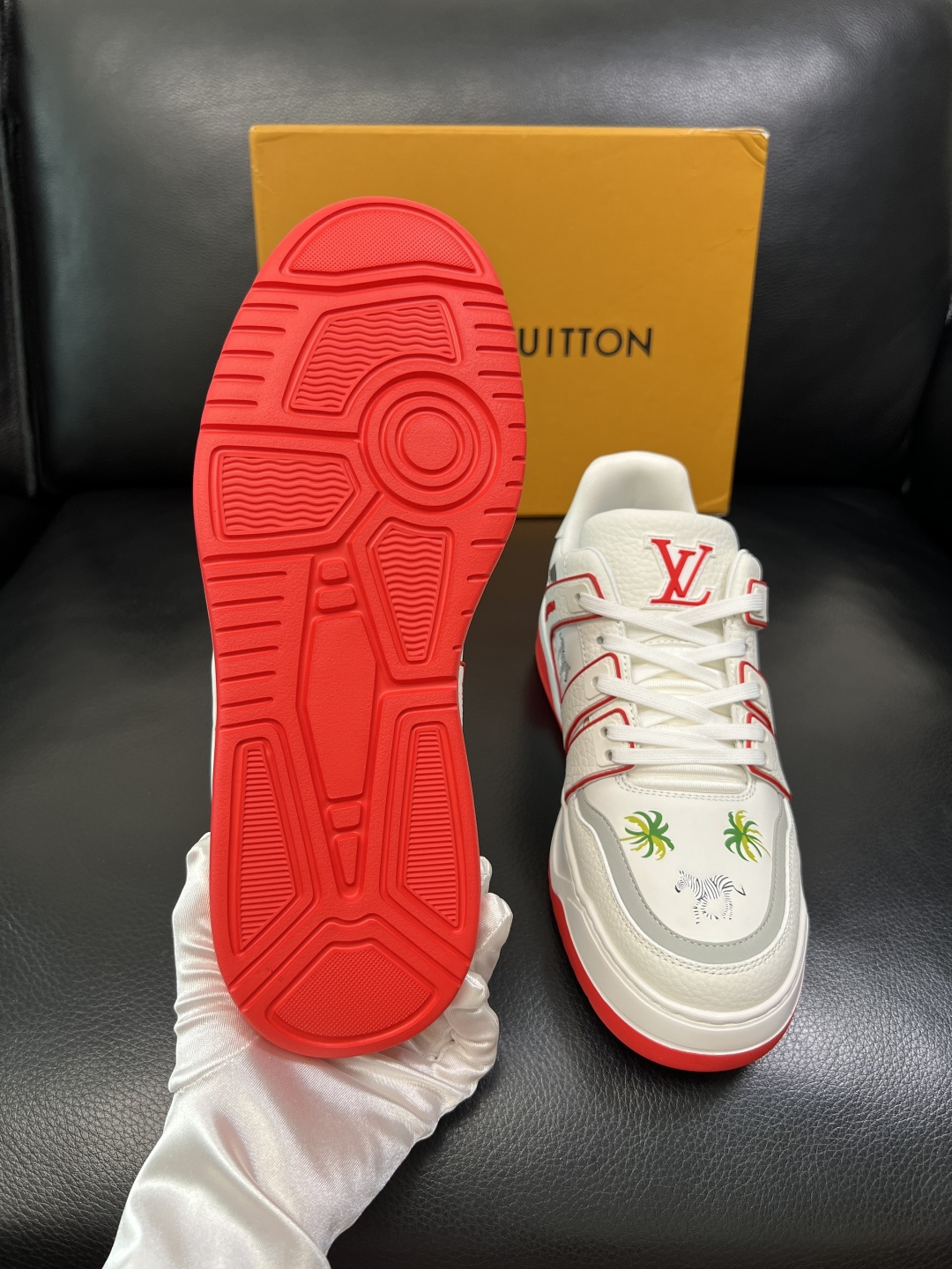LV